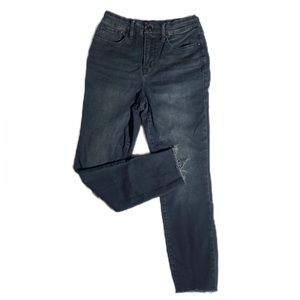 Good American straight leg with raw hem